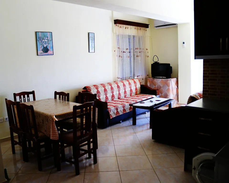 Tarace Sea View Apartment Саранда